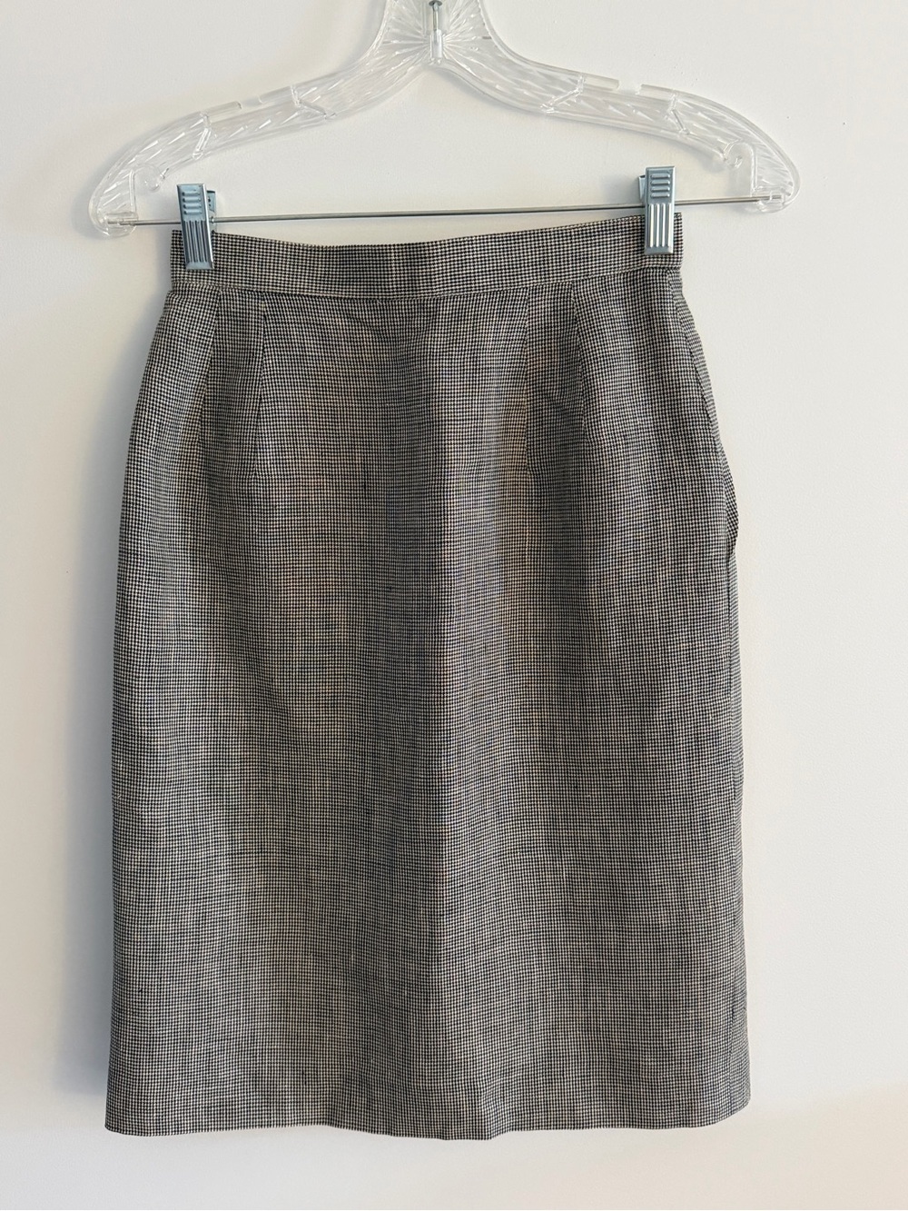 Classic Gray Houndstooth Pencil Skirt - Women's